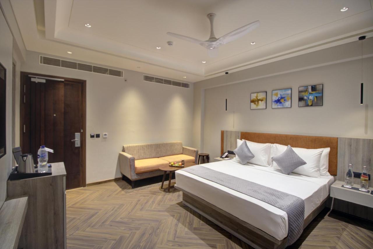 Cygnett Collection K K Hotel Faizabad Ngoại thất bức ảnh